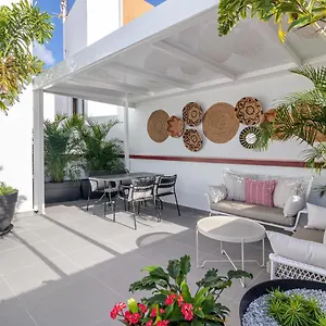 Apartment Flatguest Viriato - Wifi - Ac - Terraza Compartida, Las Palmas / Gran Canaria